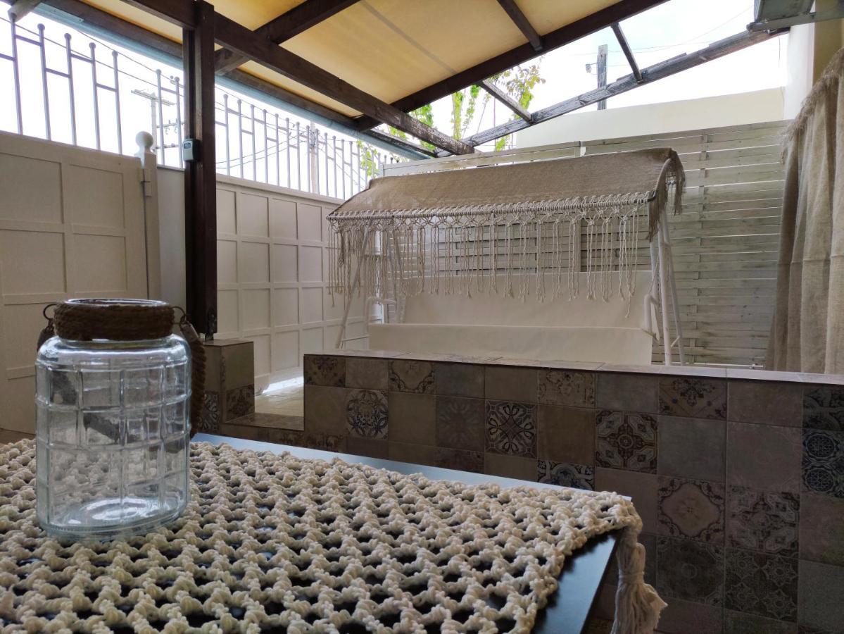 Superior Chic Family Apartment Kalambaka Exterior photo